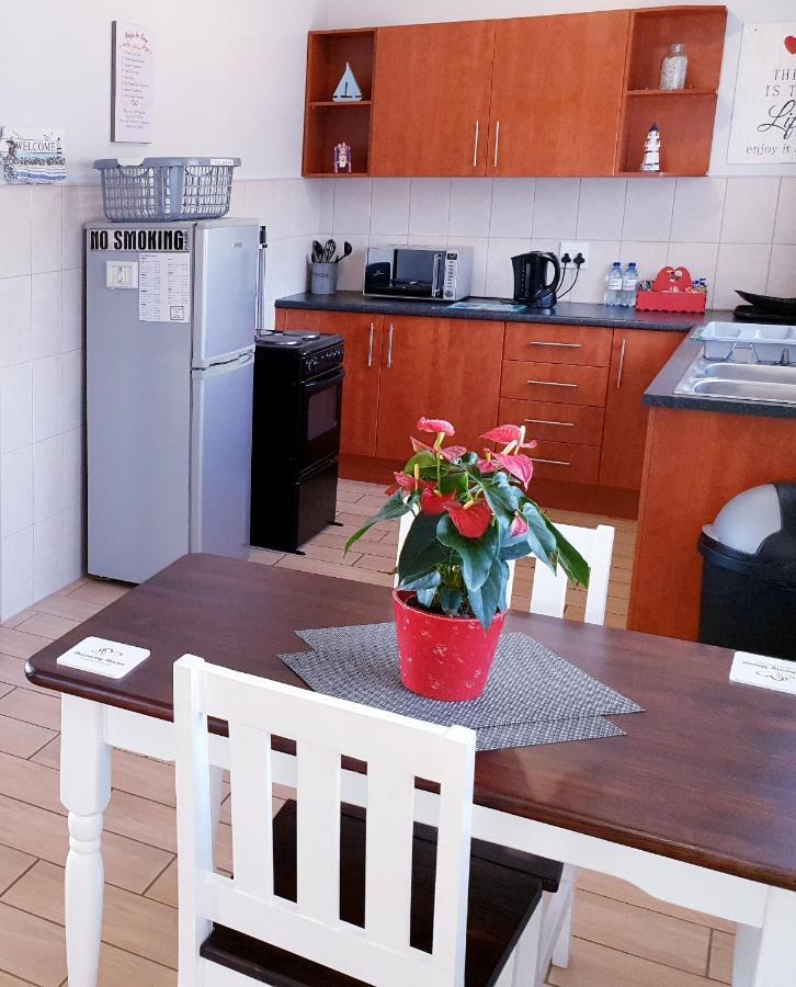 Harmony Haven Couples Retreat Apartment Amanzimtoti Exterior foto