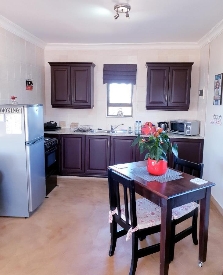 Harmony Haven Couples Retreat Apartment Amanzimtoti Exterior foto