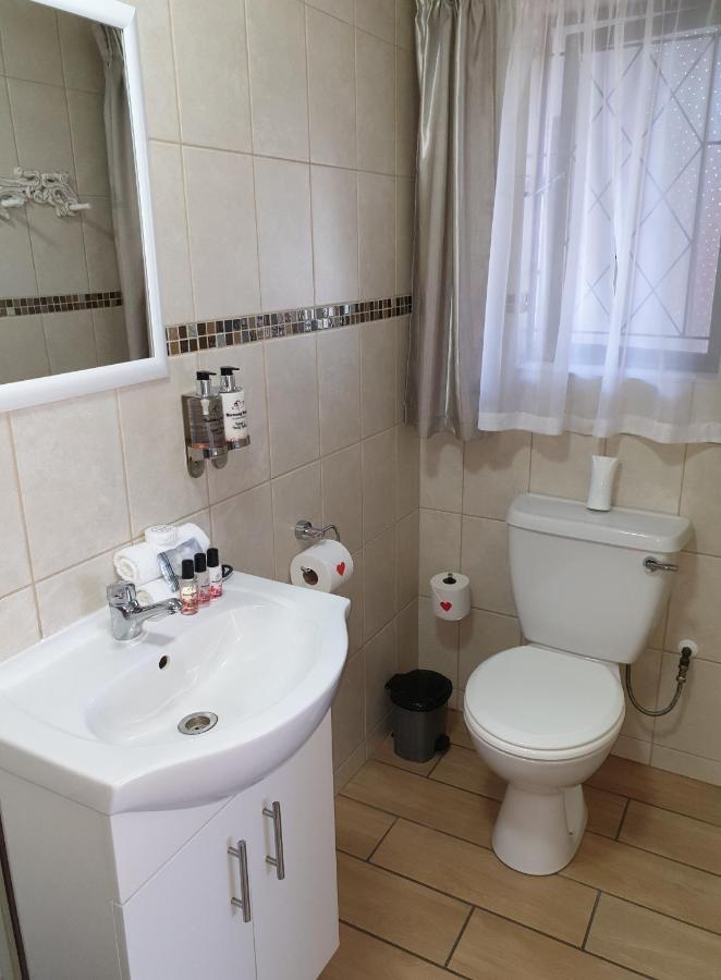 Harmony Haven Couples Retreat Apartment Amanzimtoti Exterior foto